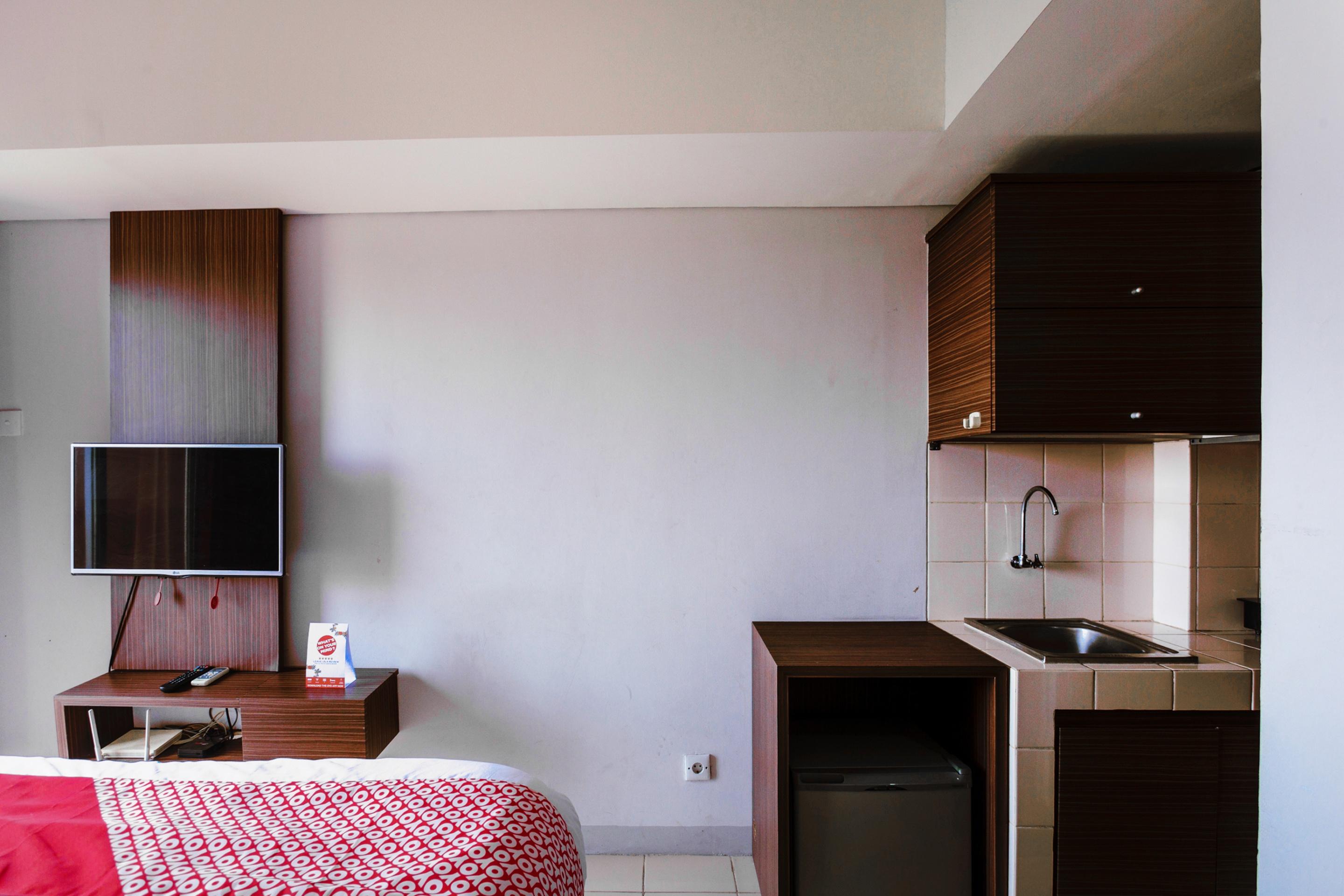 Oyo 2582 Apartemen Serpong Green View Tangerang Exterior foto